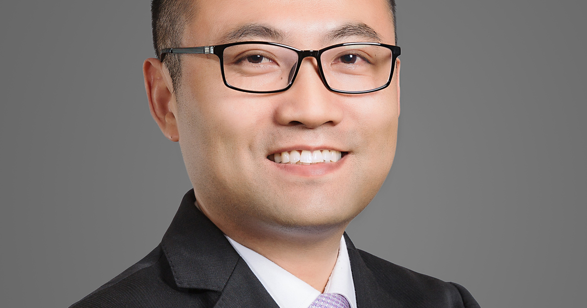 盛意平先生担任卓郎新任首席执行官 Saurer 盛意平先生担任卓郎新任首席执行官 Saurer