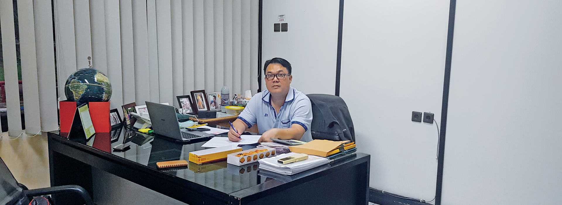 General manager Mr Putra Widjaja